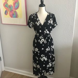 Gap Flutter Sleeve Midi Wrap Dress + Pockets